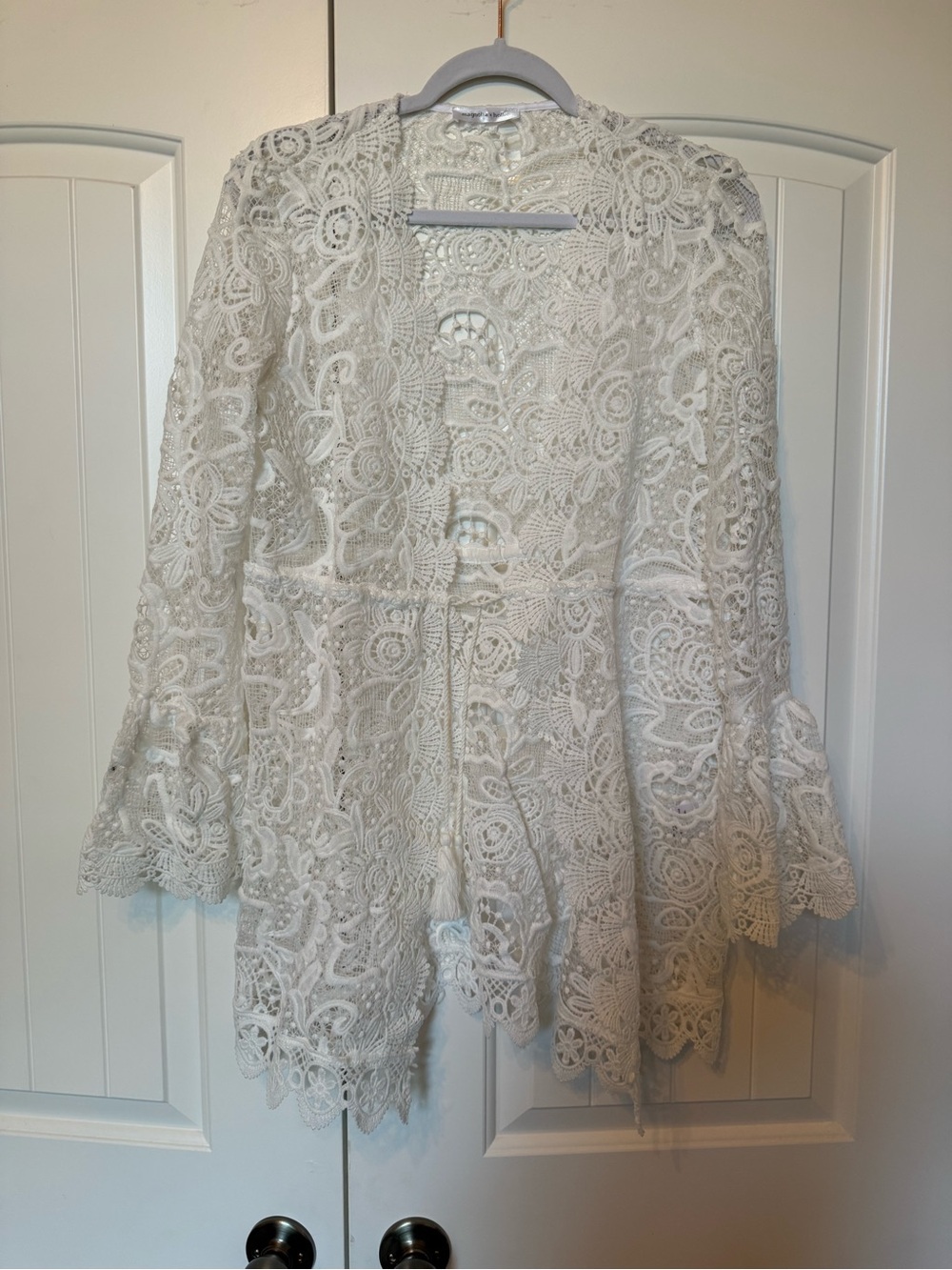 Magnolia x Hollie White Boho Lace Kimono Cardigan | Tassel Tie | Size Small